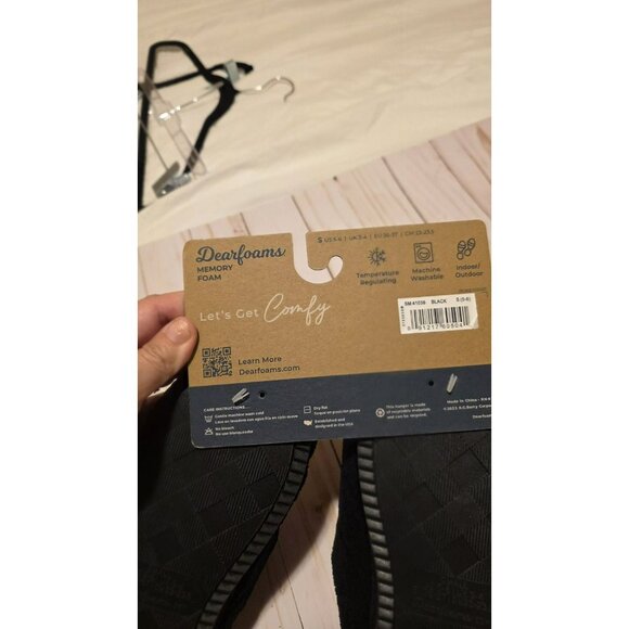 Dearfoams Slippers Black Velour Closed Back Womens size Small 5 Or Size 6 - Picture 4 of 4